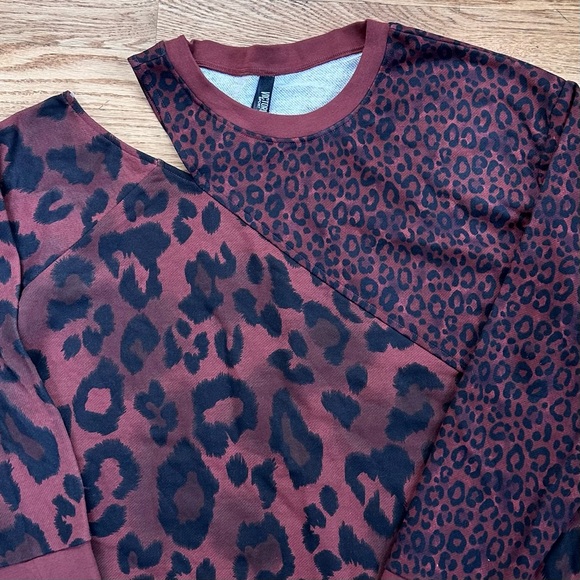 Victoria’s Secret Sport Leopard Print Sweatshirt Size Medium - Picture 3 of 9